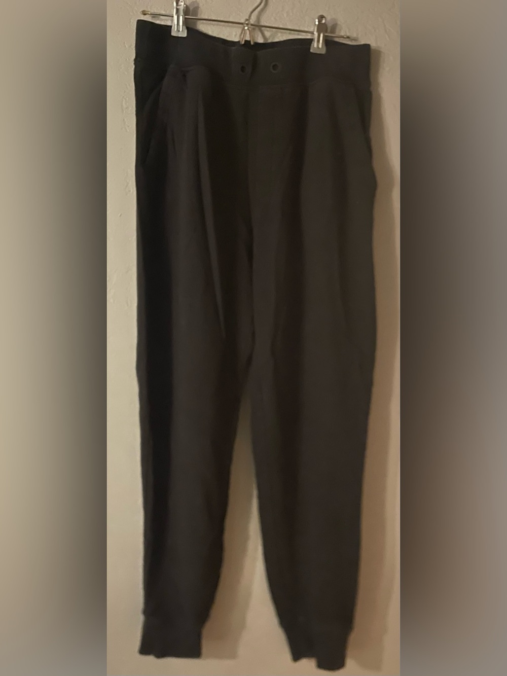 UGG Black vneck hoodie (XL) and Jogger Pants (L) SET - Picture 7 of 9